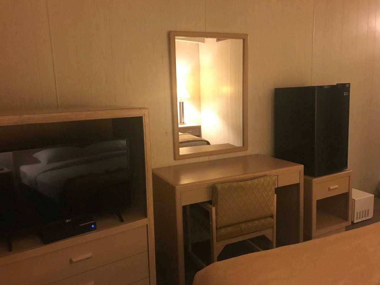 Oasis Hotel Cache Creek Ngoại thất bức ảnh